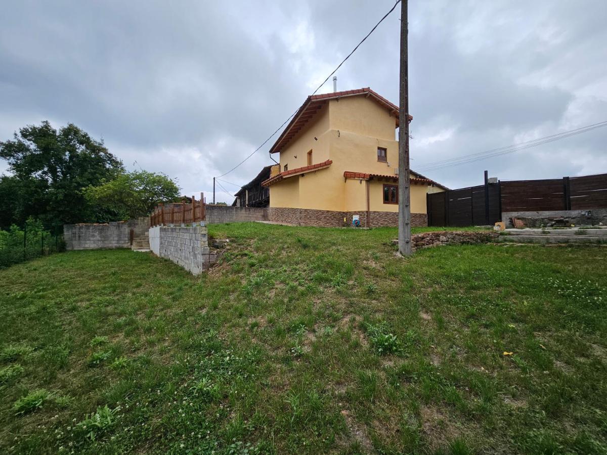 201A La Huerta De Cayao Villa Villaviciosa  Exterior photo
